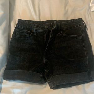 Black distressed shorts